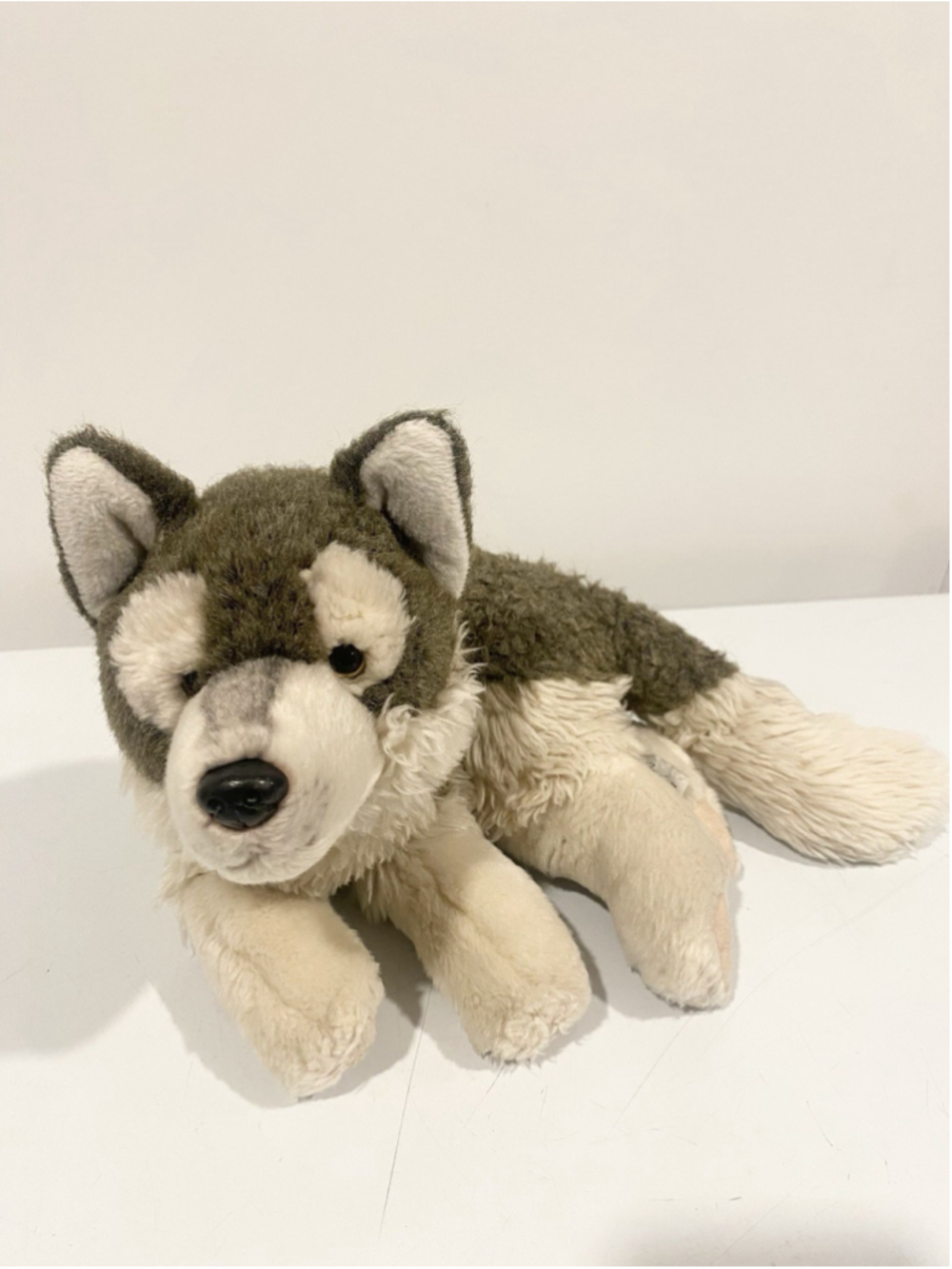 Russ Berrie Yomiko Classics Wolf Husky Plush 16" Gray White Weighted Bean Bag